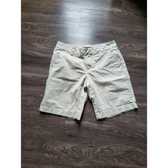 Tommy Hilfiger Chino Khaki Shorts, 9" Inseam, Women's Size 2 - Picture 1 of 7